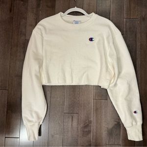 Champion Cropped Sweatshirt